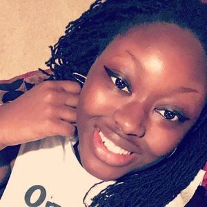 Meet your Posher, Adriane